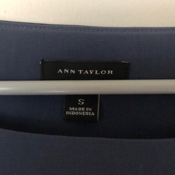 Ann Taylor Blue Blouse - Picture 4 of 4